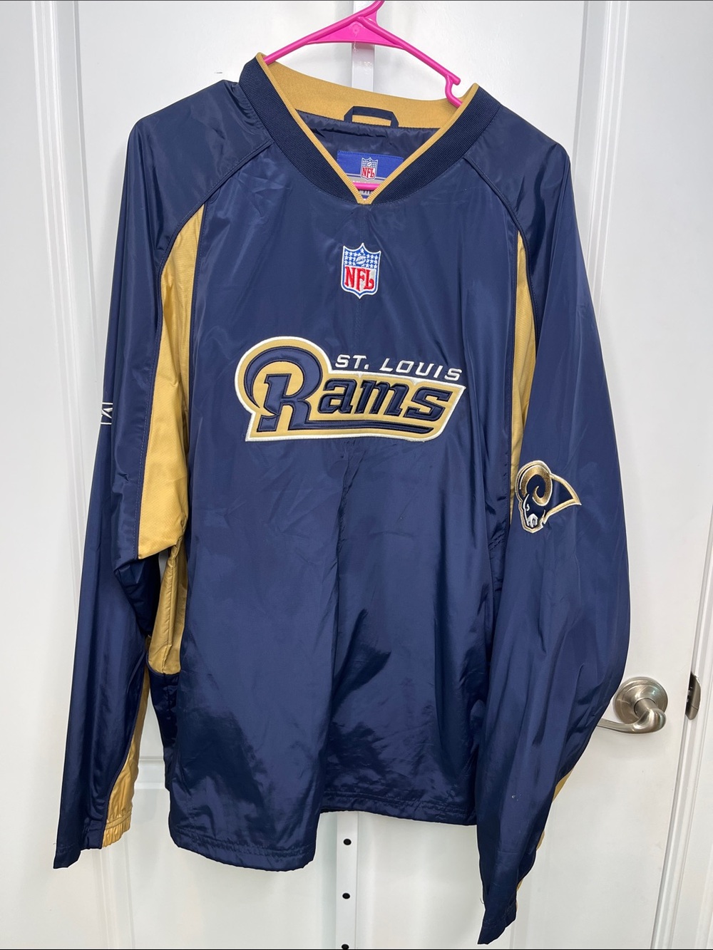 St. Louis Rams Official NFL Embroidered Pullover Men’s Large Collectible